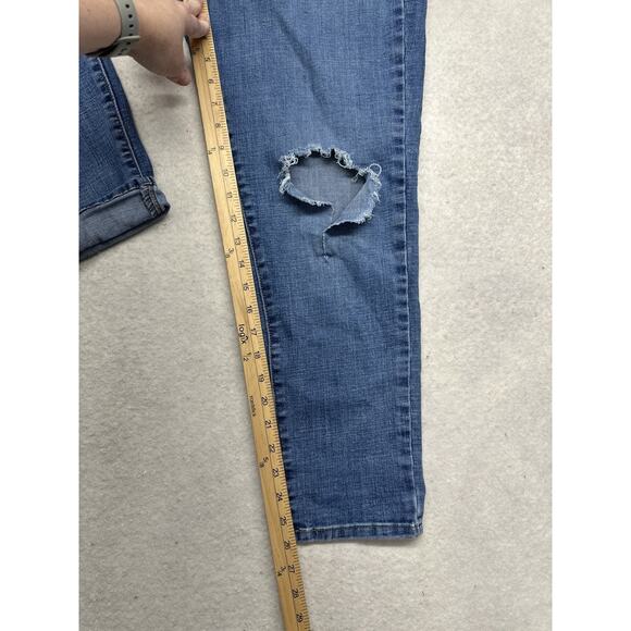 Levis Boyfriend Jeans Womens 31 Distressed Denim 31/27 - Picture 6 of 11